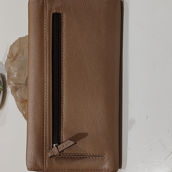 Coach Wyn Soft wallet - Picture 2 of 8